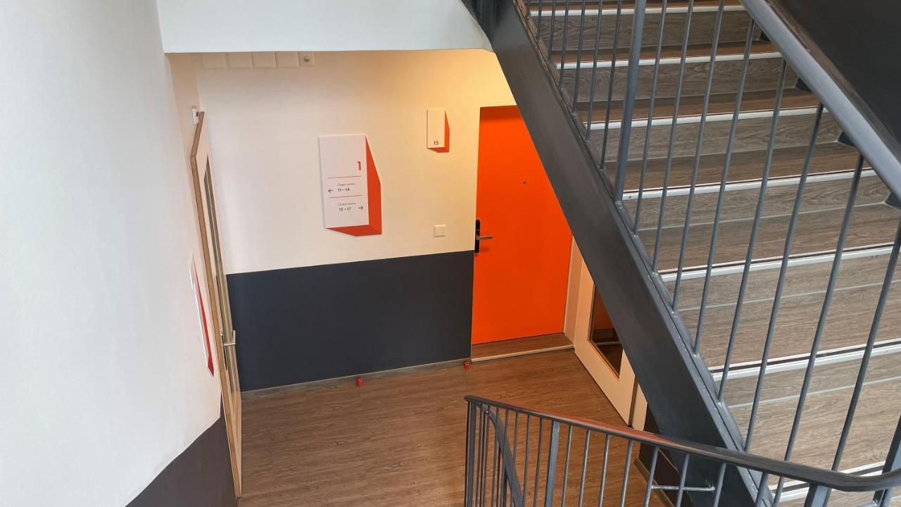 Easyhotel Zuerich Limmatplatz Zurique Exterior foto